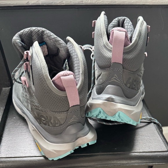 NEW! HOKA Kaha 2 GTX Hiking Boots - Picture 2 of 5